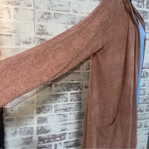 Barefoot Dreams Women's Cardigan in Rust women’s large - Picture 5 of 5